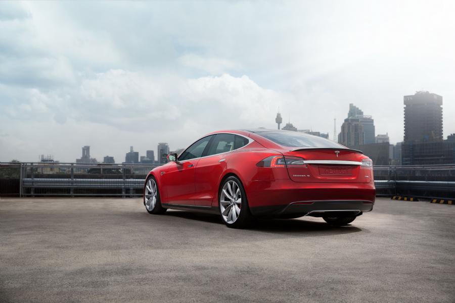  Tesla Model S P85+ 2012 года  (AU) (фото 6 из 11)